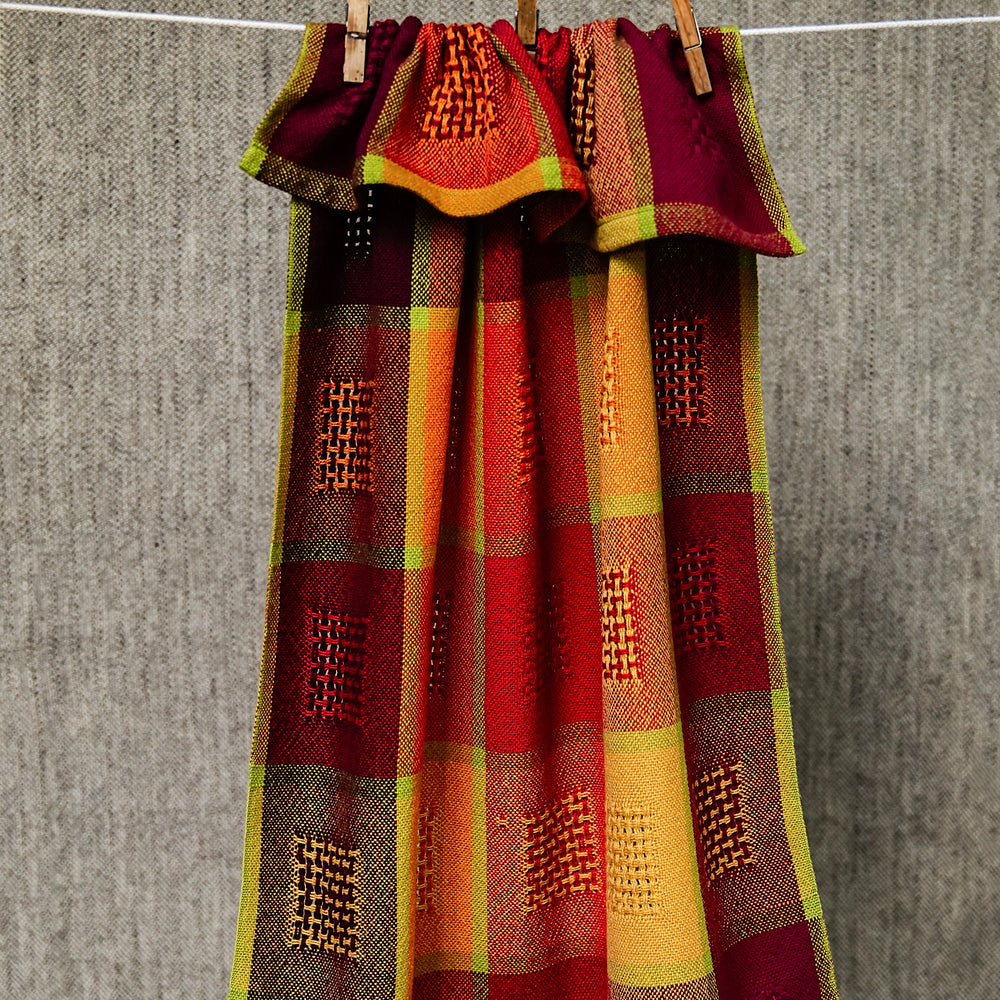 Huck Lace Cotton Tea Towel Kit - Falling Leaves image 0