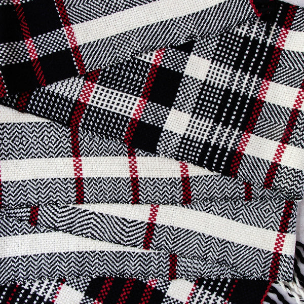 School of Weaving Kit - s04e07 Twills and Basket Weave go on a Date