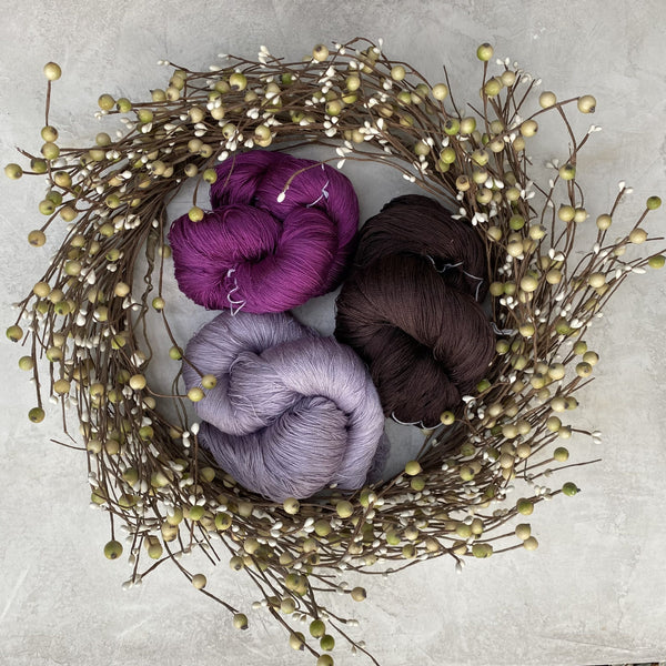 Winter Berries Silk Colourway image 0