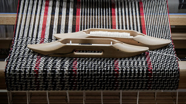 School of Weaving Kit - s04e06 Colour and Weave Meets Twill
