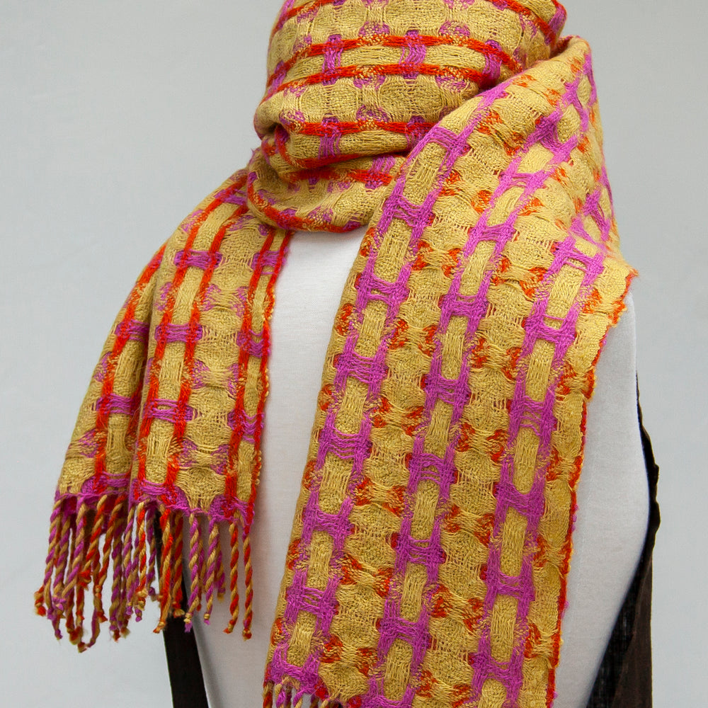 School of Weaving Kit - s08e03 Deflected Double Weave Alternate Alpaca Shawl - 8 shaft image 0