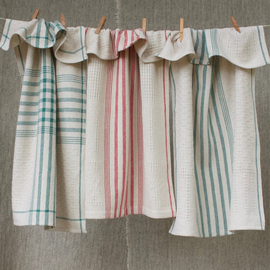 Holly & Berry Tea Towel Kit