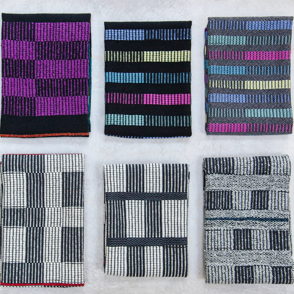 School of Weaving Kit - s07e06 Crackle on Opposites