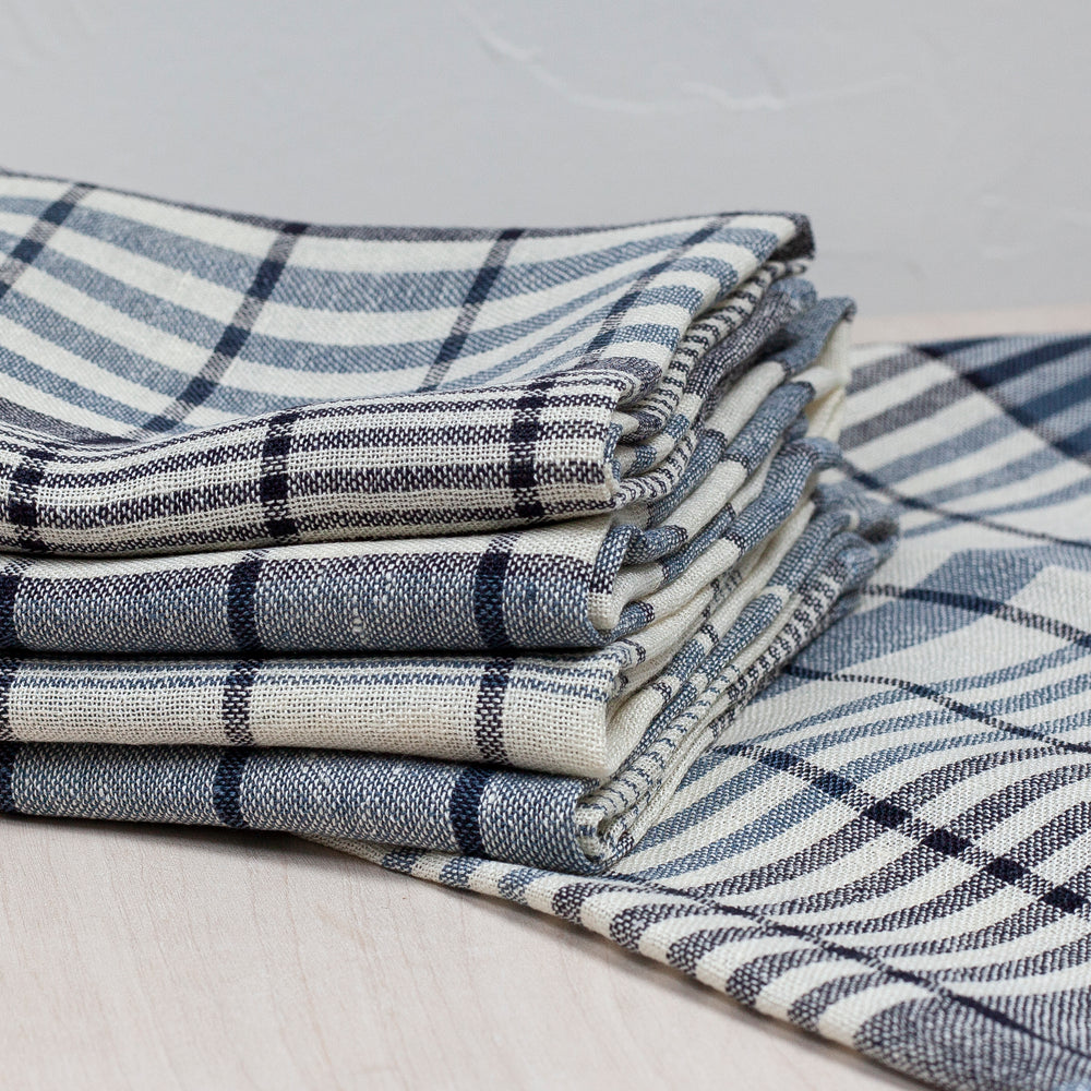 Crisp and Classic Linen Tea Towel Kit